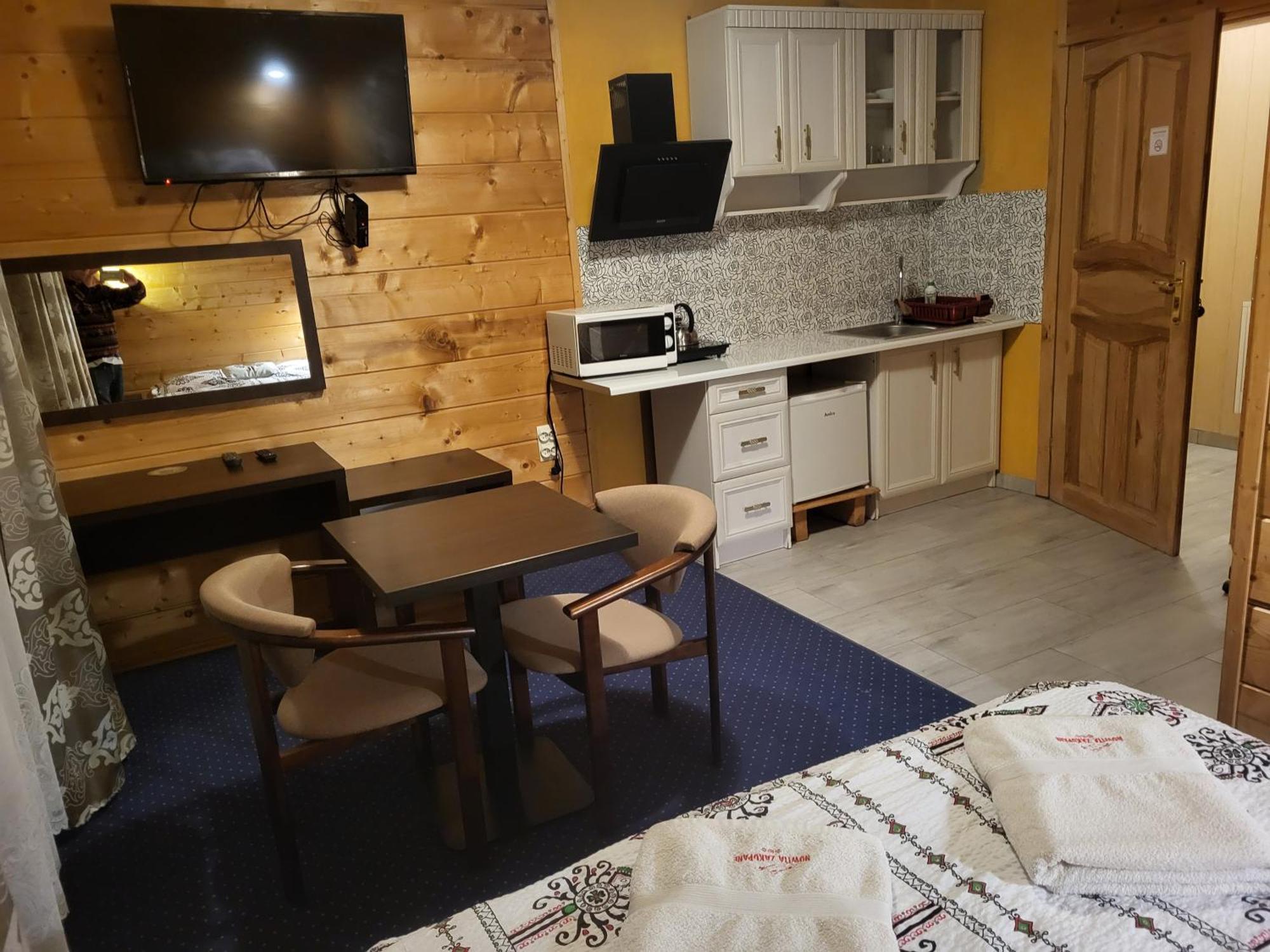 Apartamenty I Pokoje Goscinne Nowita Zakopane Bilik gambar