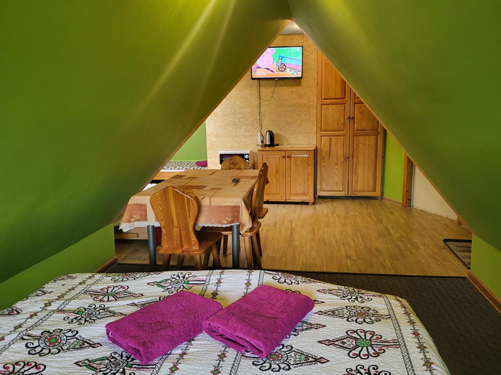 Apartamenty I Pokoje Goscinne Nowita Zakopane Bilik gambar