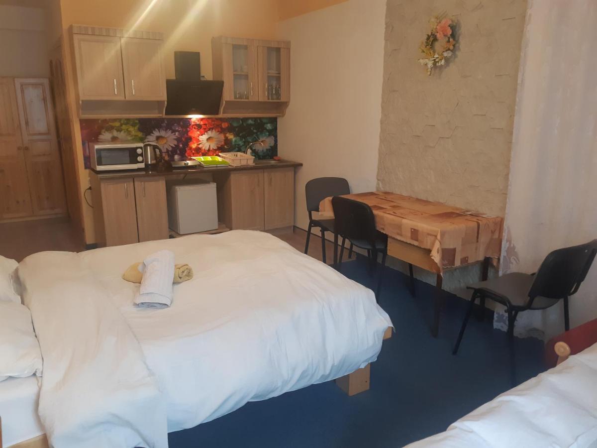 Apartamenty I Pokoje Goscinne Nowita Zakopane Luaran gambar